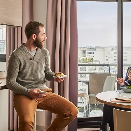 Mercure Paris 3*