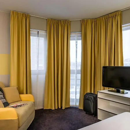 Mercure Paris 3*