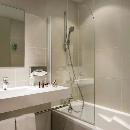 Mercure Paris Hotel 3*