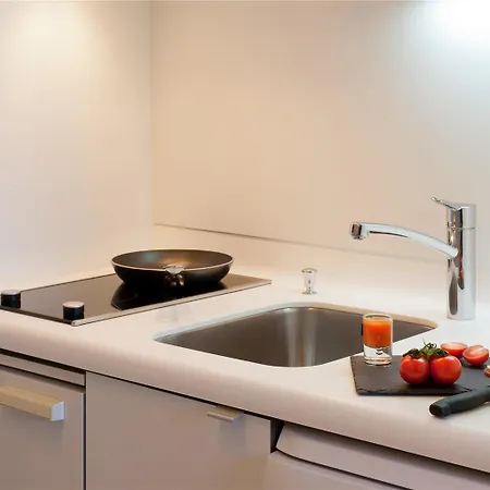 Mercure Paris 3* Μπουλόν-Μπιγιανκούρ