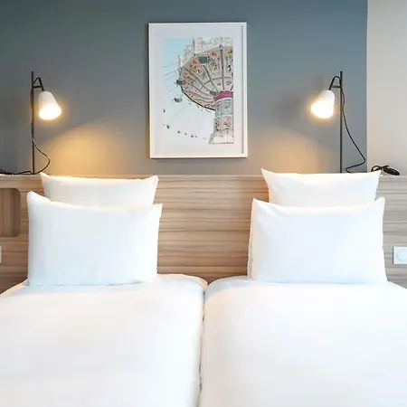 Mercure Paris