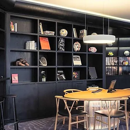Mercure Paris 3*