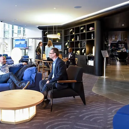 Mercure Paris
