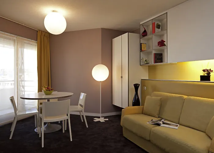 Mercure Paris Hotel 3*